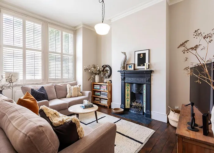 Tooting\'S Charming Victorian Garden Hideaway
