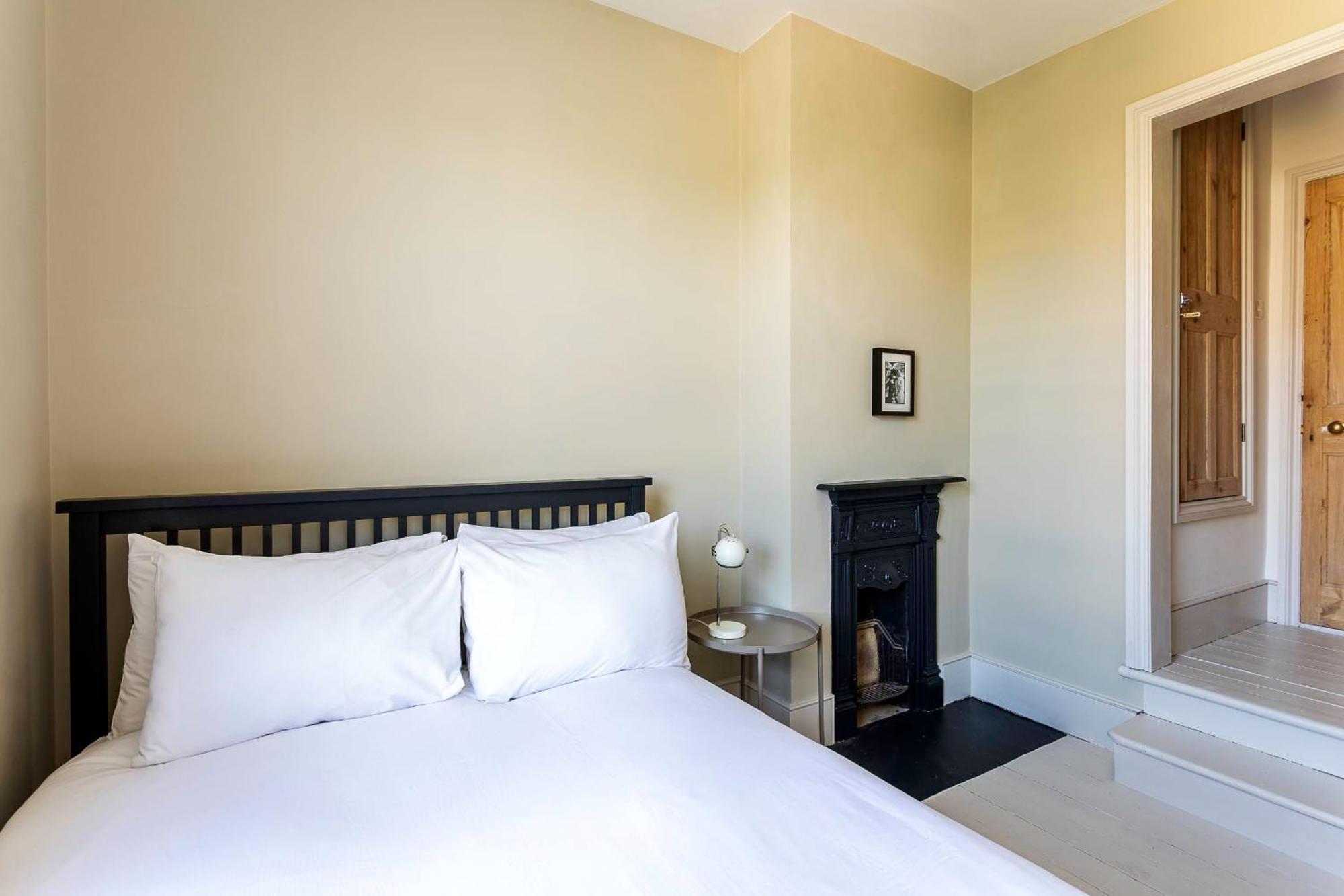 Casa vacanze Tooting's Charming Victorian Garden Hideaway *
